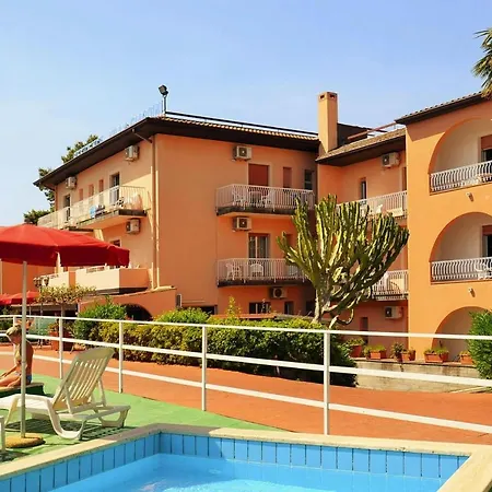 Daire Residence Villa Giardini Giardini Naxos